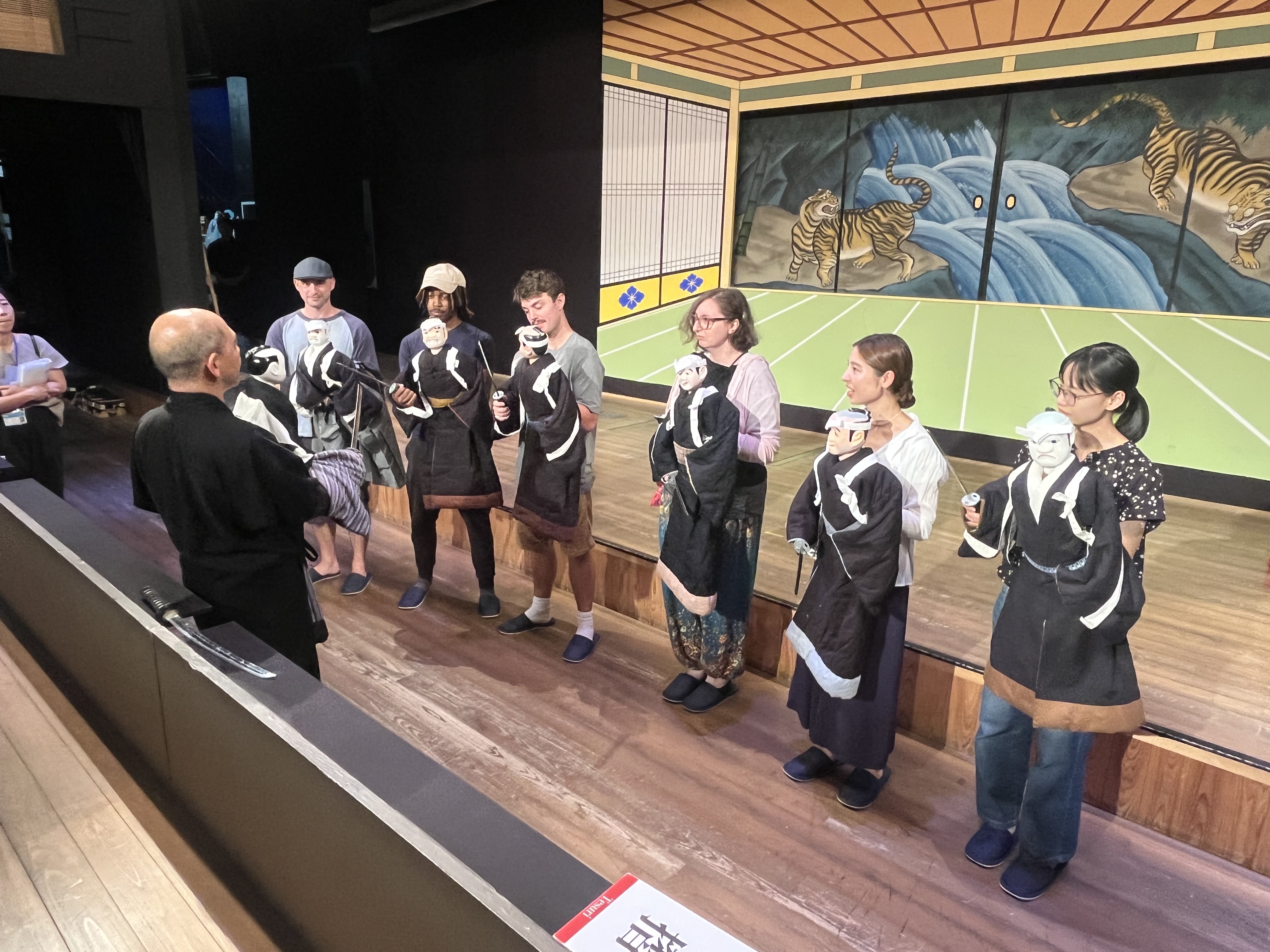 淡路人形浄瑠璃 特別体験プログラム「くにうみ」 ~約500年の歴史を継ぐ淡路人形浄瑠璃と現代の技術で魅せる「国生み伝承」~