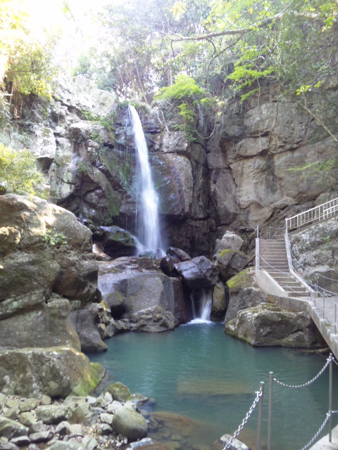 淡路島 鮎 屋 の 滝